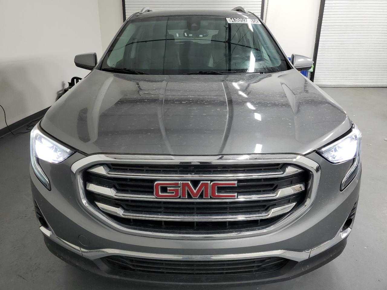 2021 GMC Terrain - Image 5