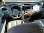 2012 Toyota Sienna Xle за продажба в Earlington, KY - Top/Roof