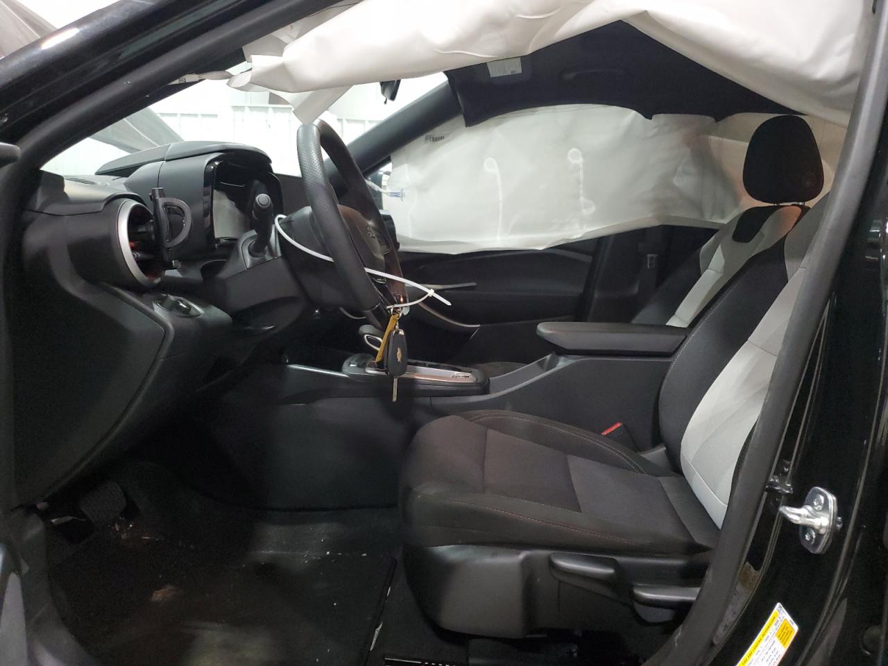 2025 Chevrolet Trax - Image 7