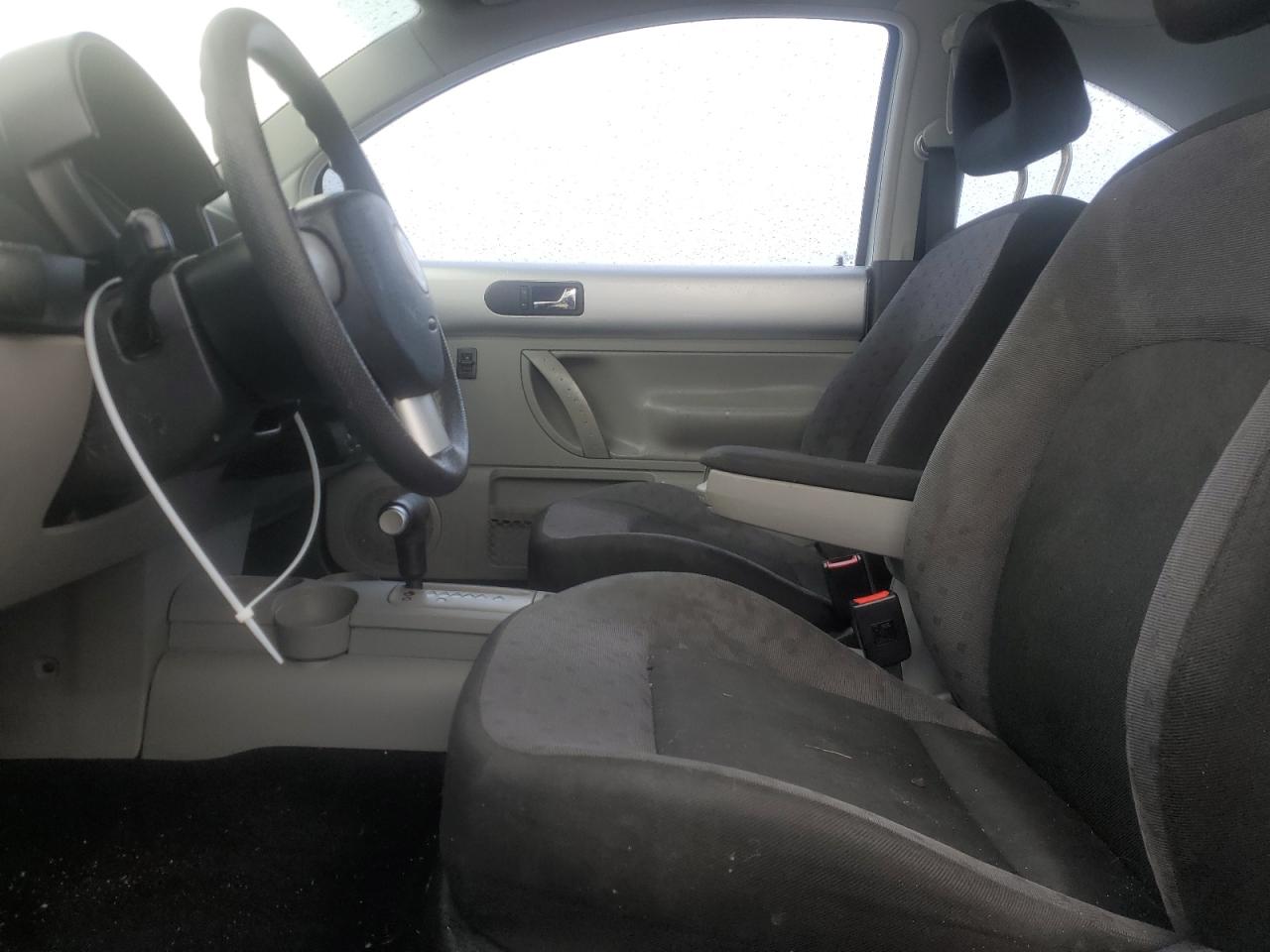 2000 Volkswagen New Beetle Gls VIN: 3VWCA21C2YM482720 Lot: 87412044