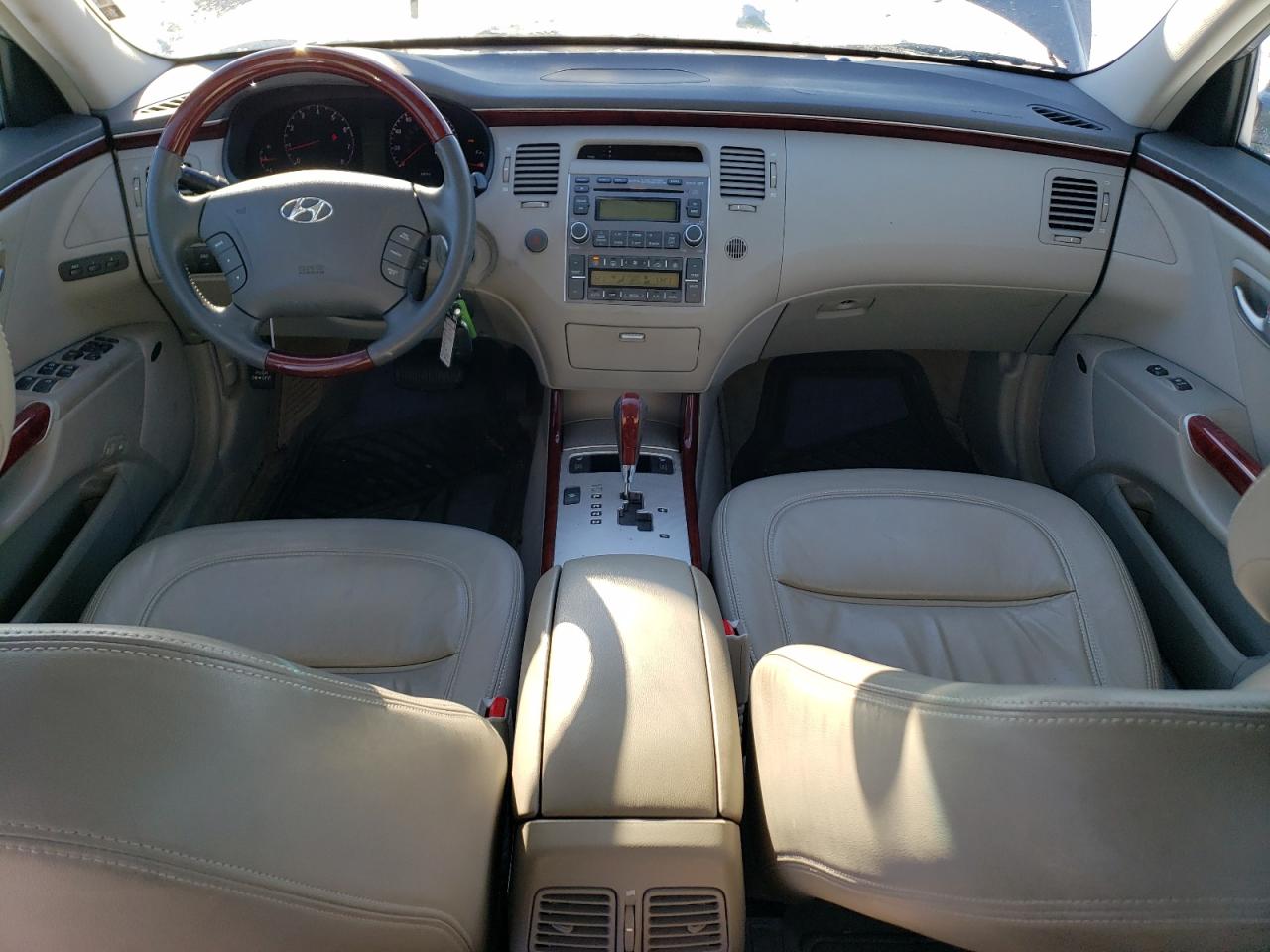 2007 Hyundai Azera - Image 8