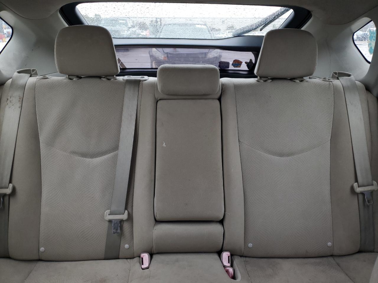 2010 Toyota Prius - Image 10