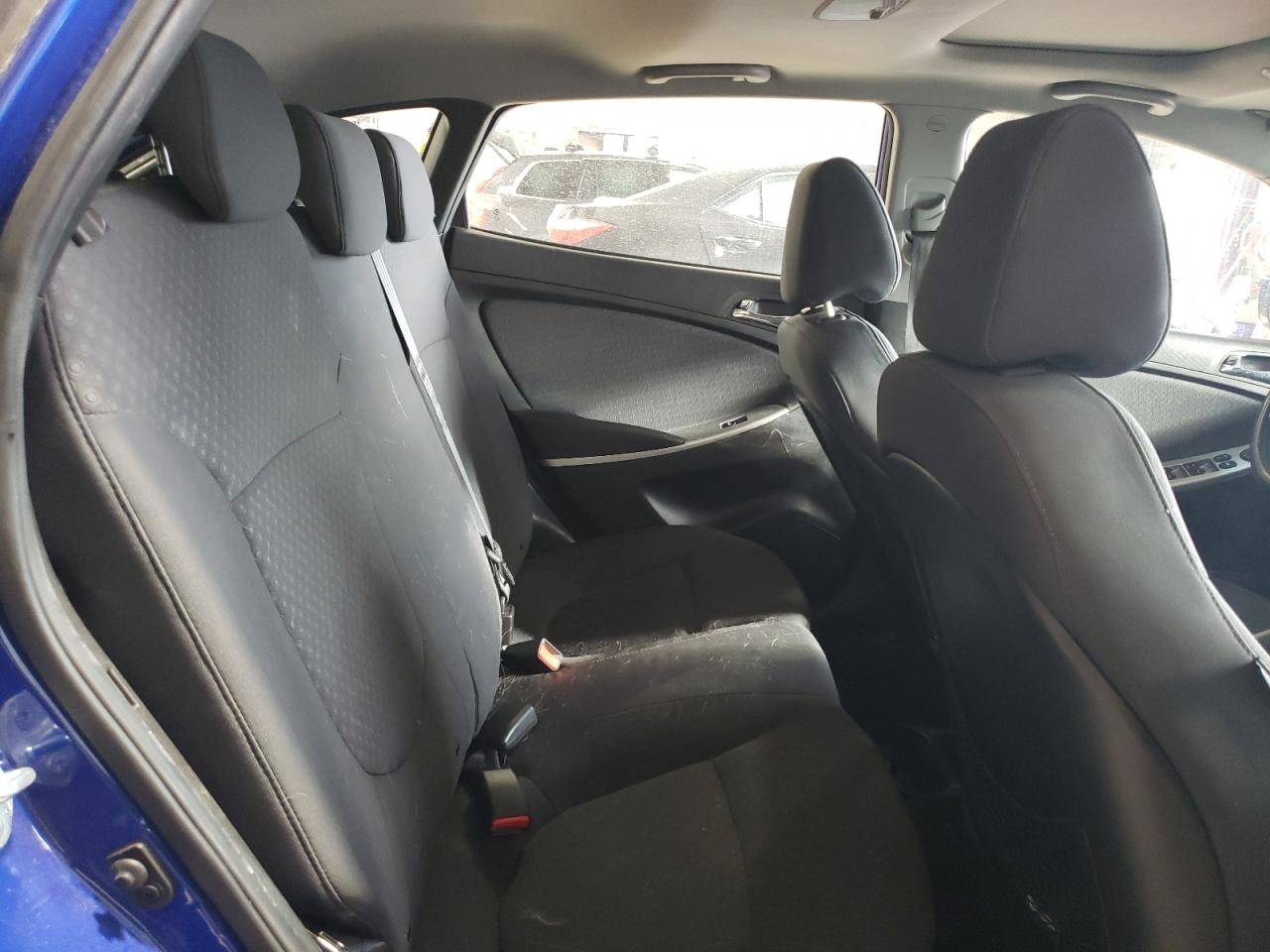 2013 Hyundai Accent - Image 10