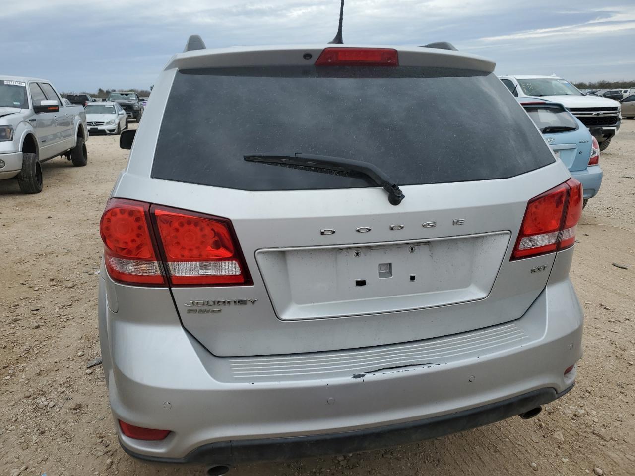 2013 Dodge Journey - Image 6