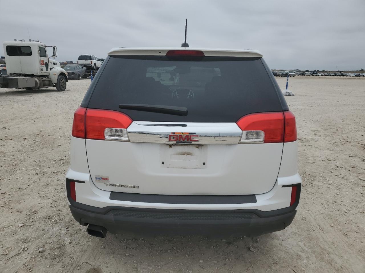 2016 GMC Terrain - Image 6