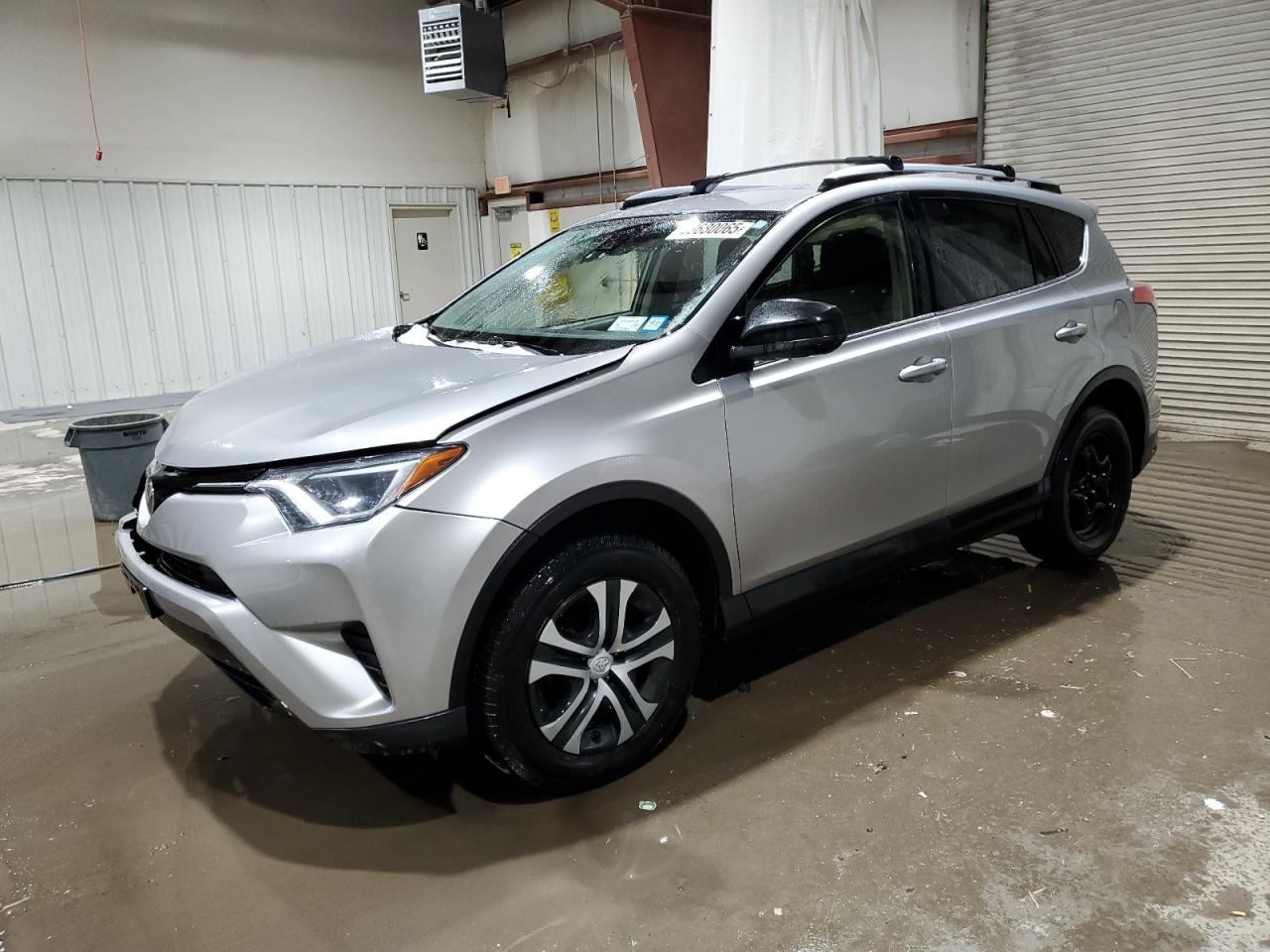 2018 Toyota RAV 4 - Image 1