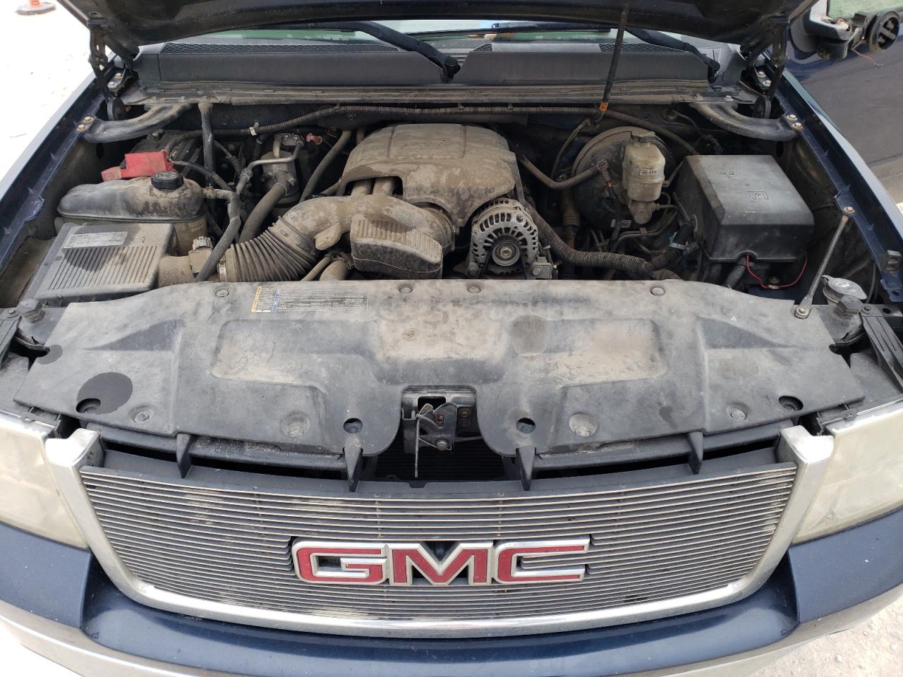2010 GMC Sierra - Image 12