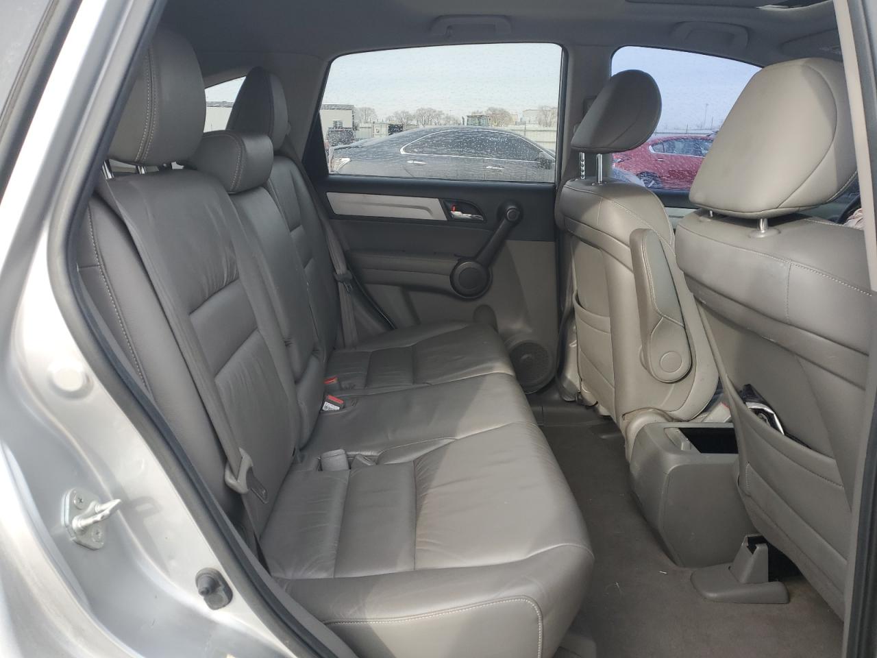 2011 Honda CR-V - Image 11