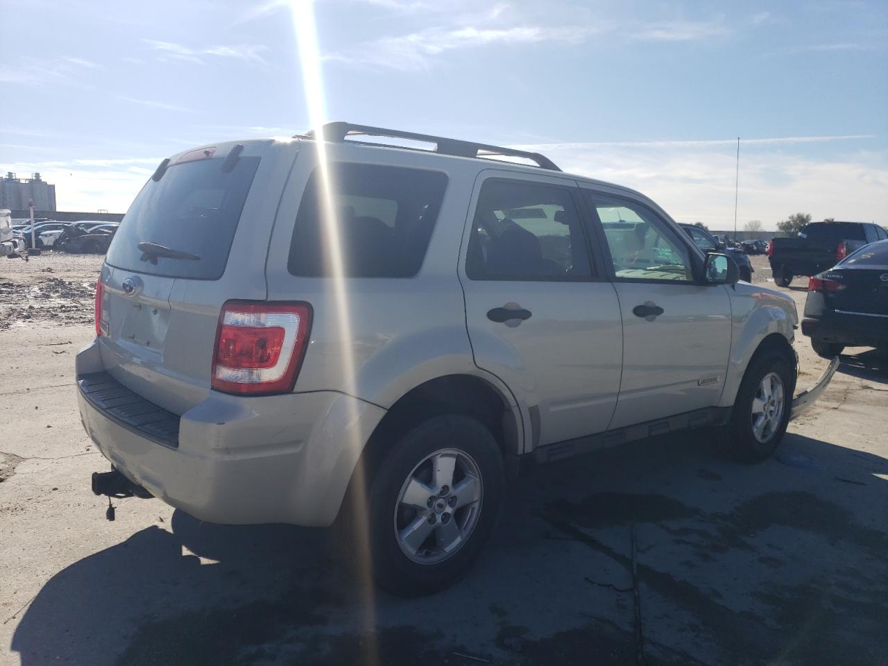 2008 Ford Escape - Image 3