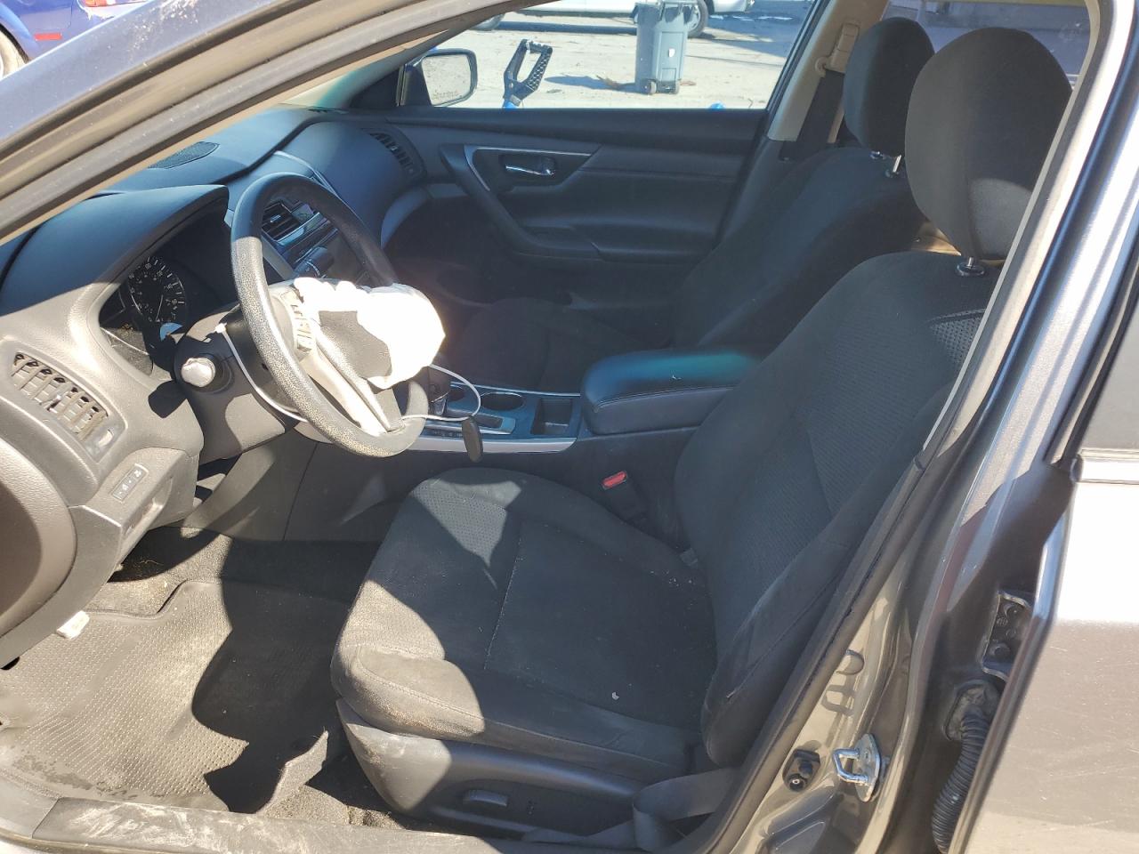 2015 Nissan Altima - Image 7