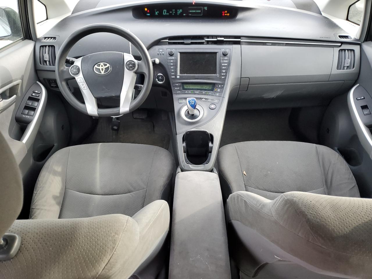 2010 Toyota Prius - Image 8