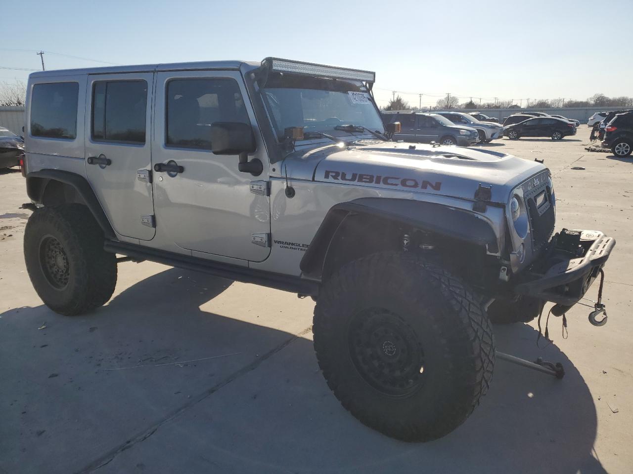2016 Jeep Wrangler - Image 4
