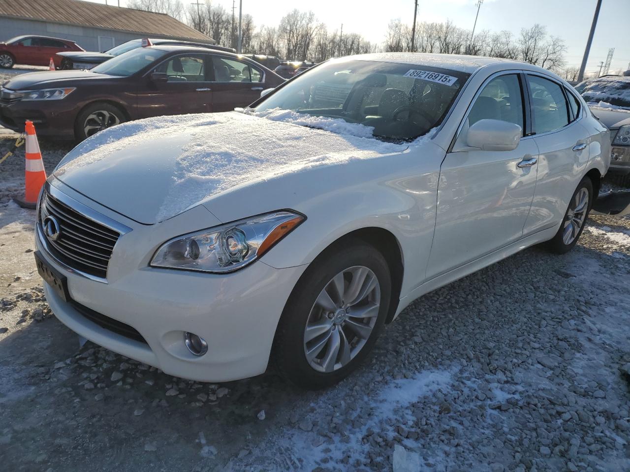 2013 Infiniti M - Image 1