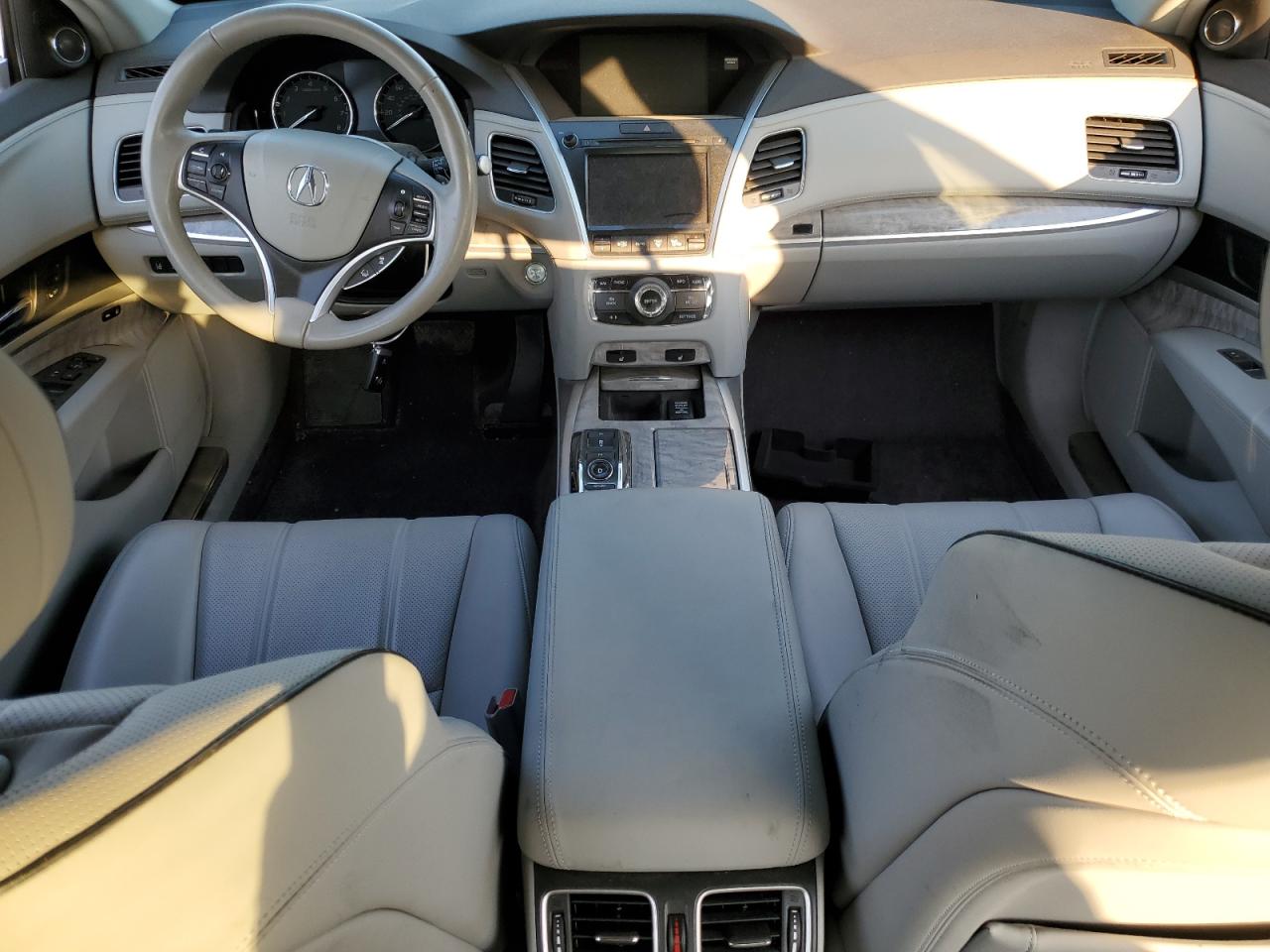 2018 Acura RLX - Image 8
