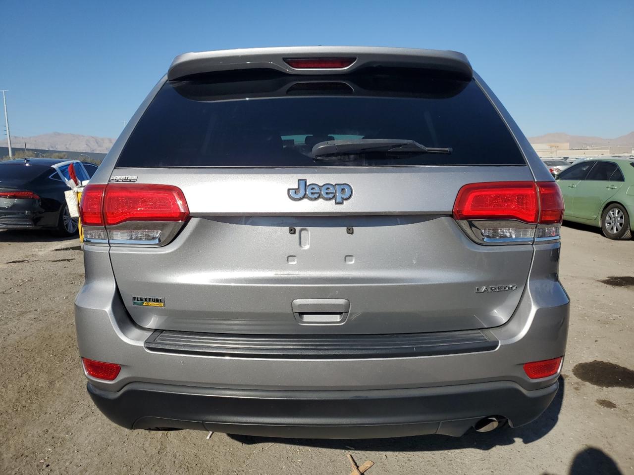 2015 Jeep Grand Cherokee - Image 6