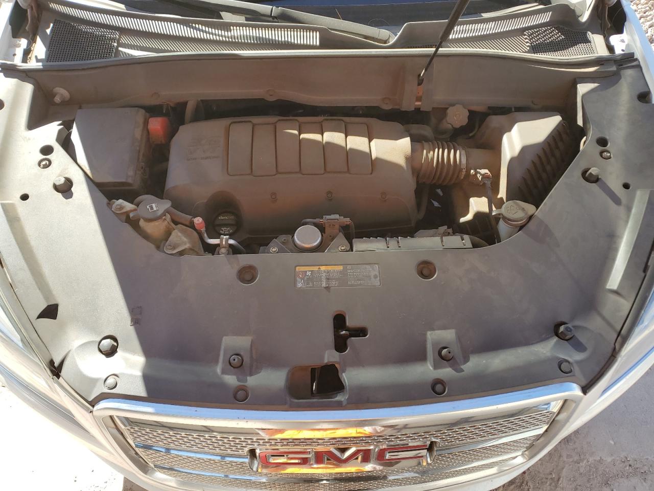 2016 GMC Acadia - Image 12