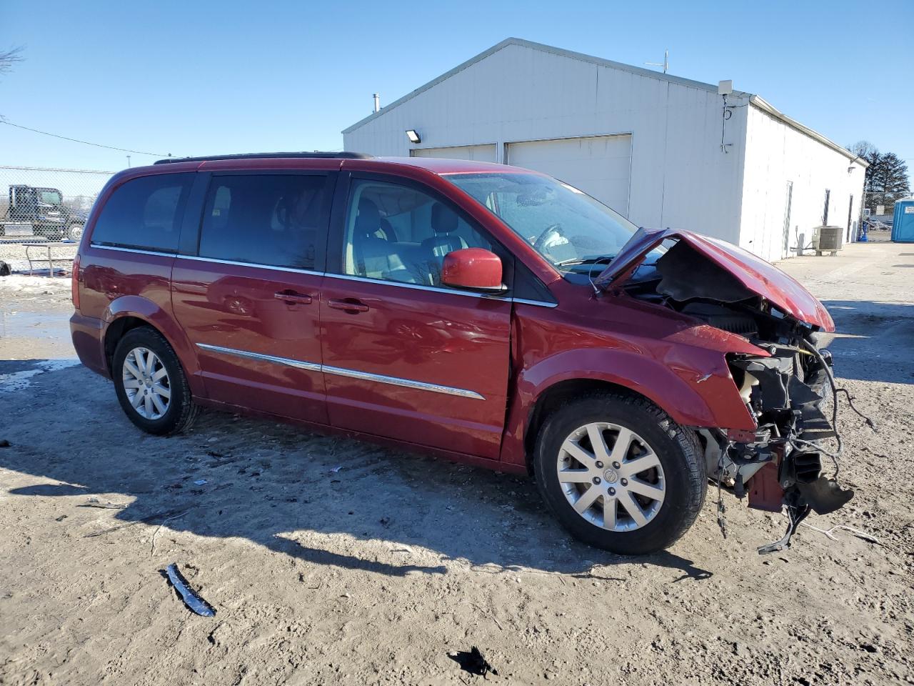2014 Chrysler Town & Country - Image 4