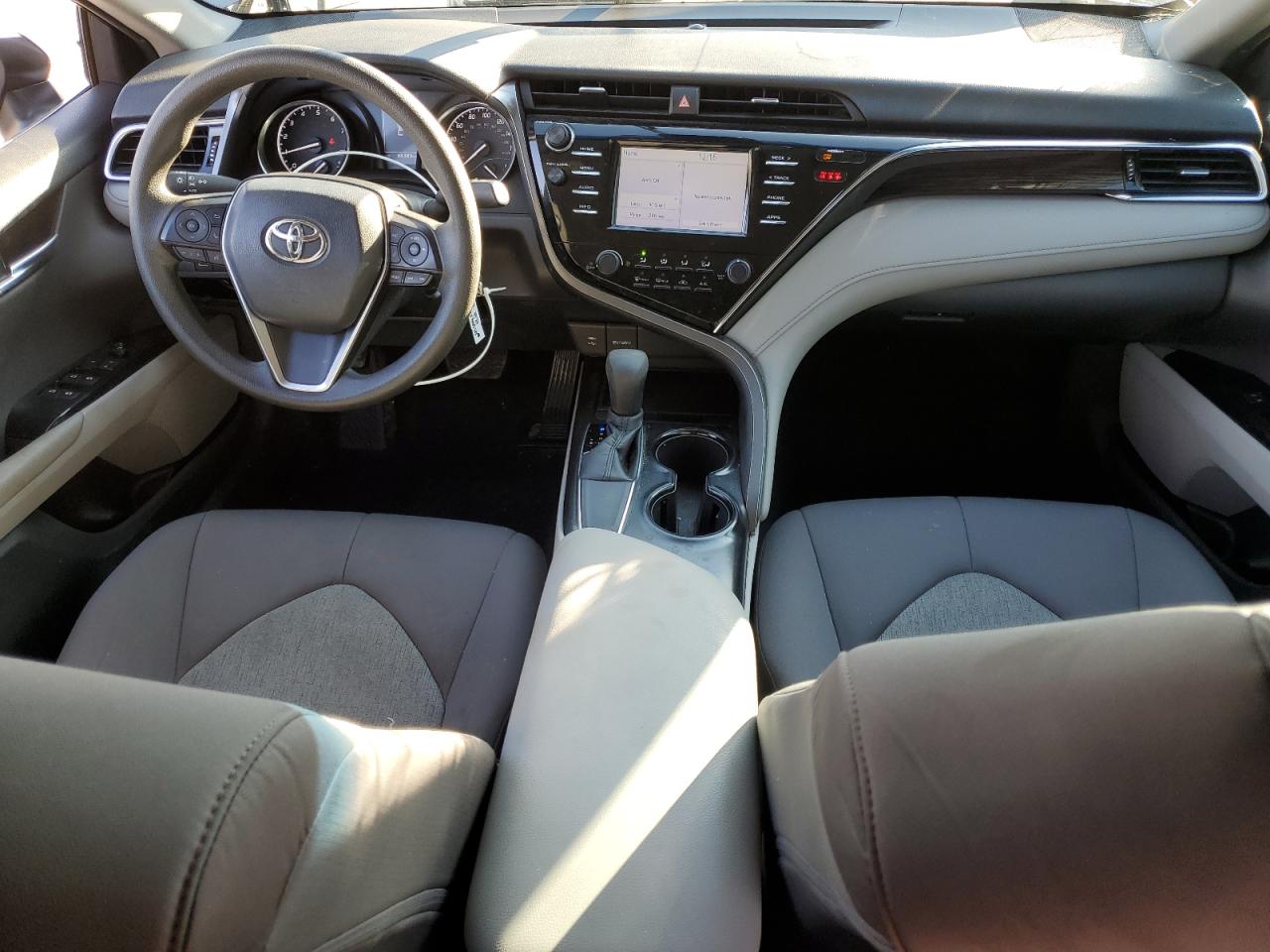 2018 Toyota Camry - Image 8