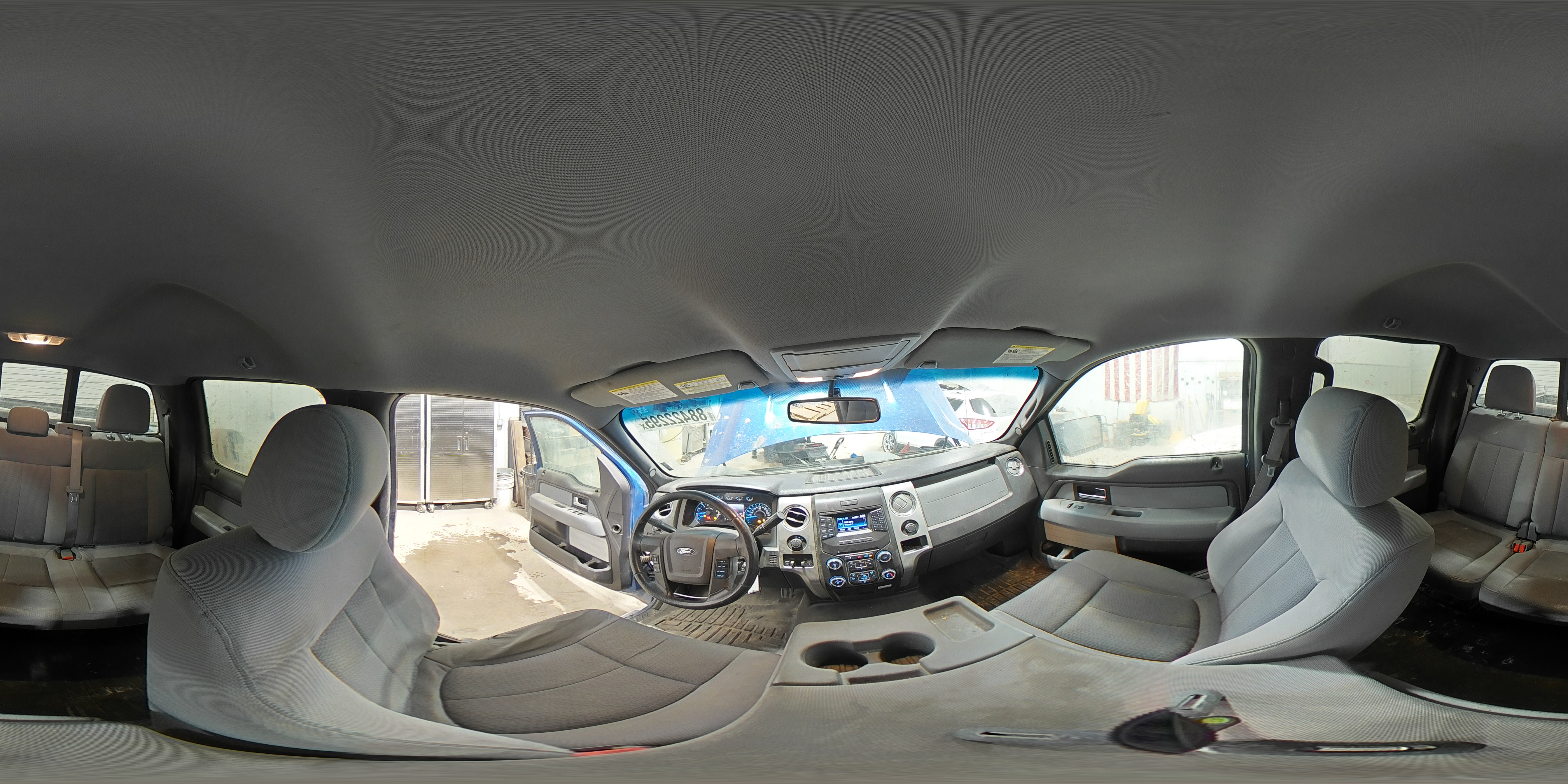 2013 Ford F-150 - Image 13