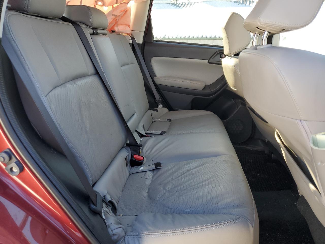 2016 Subaru Forester - Image 10