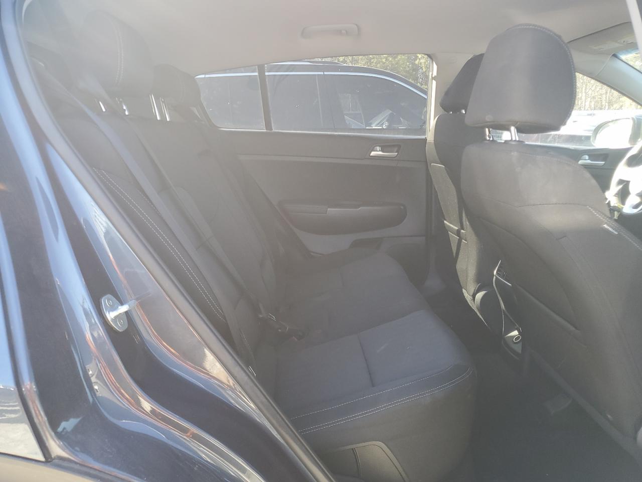2021 Kia Sportage - Image 11