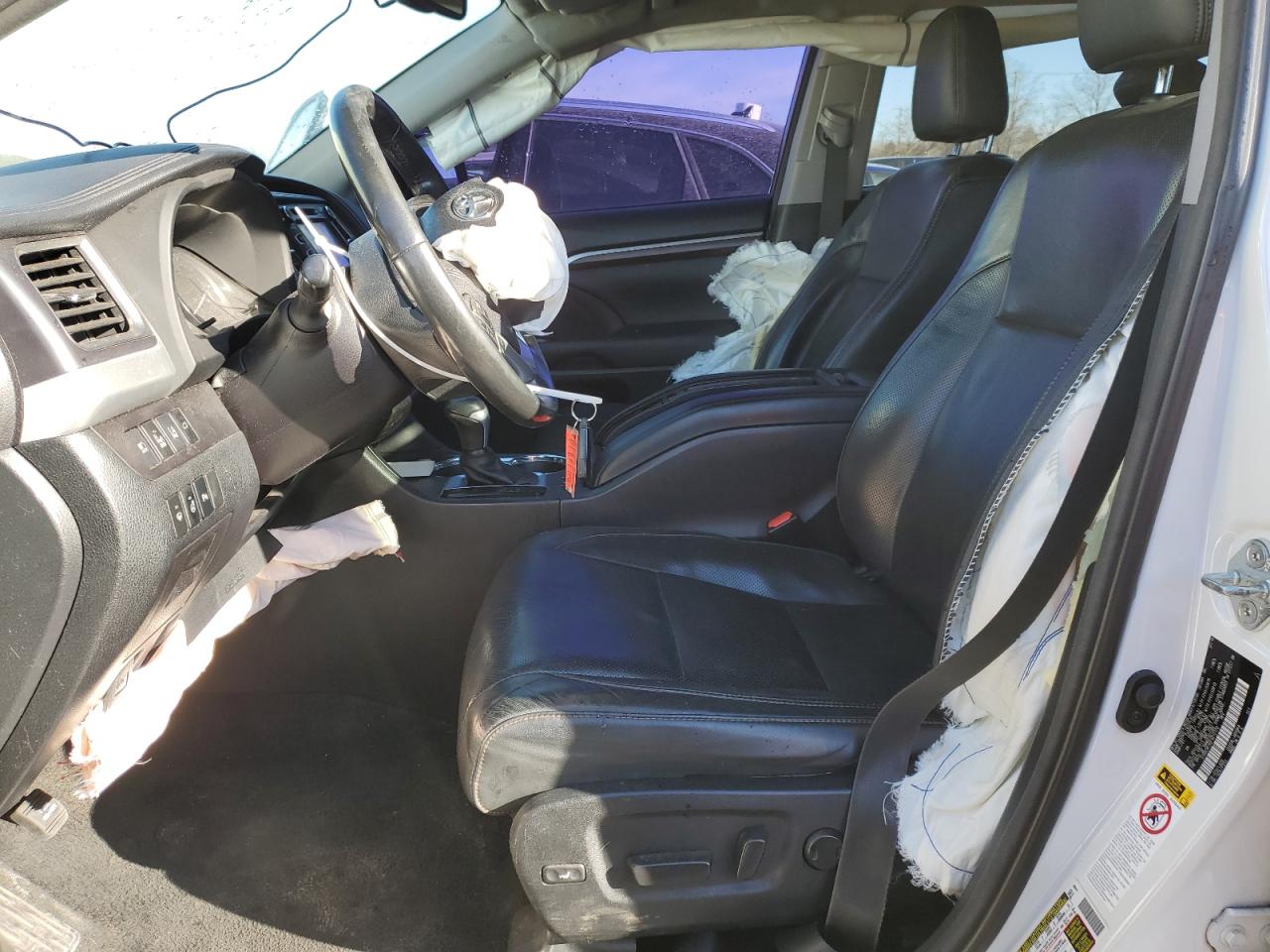 2015 Toyota Highlander - Image 7