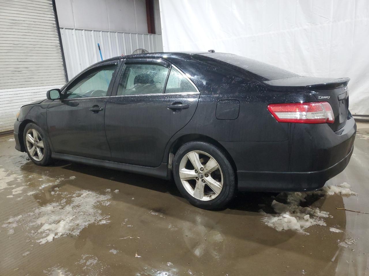 2011 Toyota Camry - Image 2