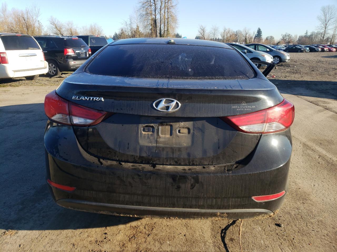 2016 Hyundai Elantra - Image 6