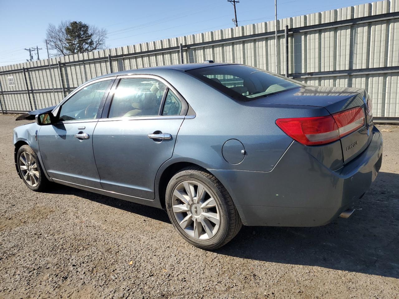 2011 Lincoln MKZ - Image 2