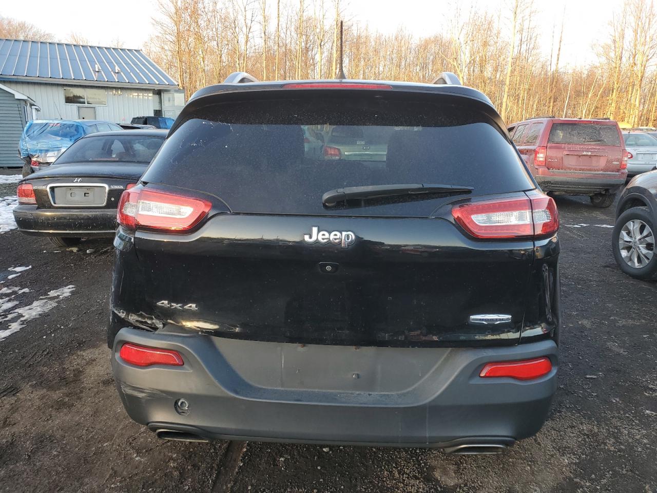 2017 Jeep Grand Cherokee - Image 6