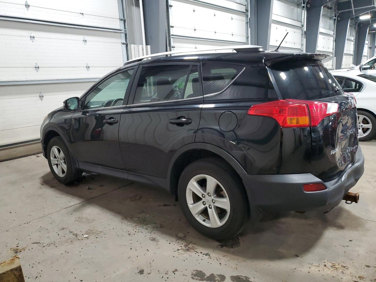 2013 Toyota RAV 4 - Image 2