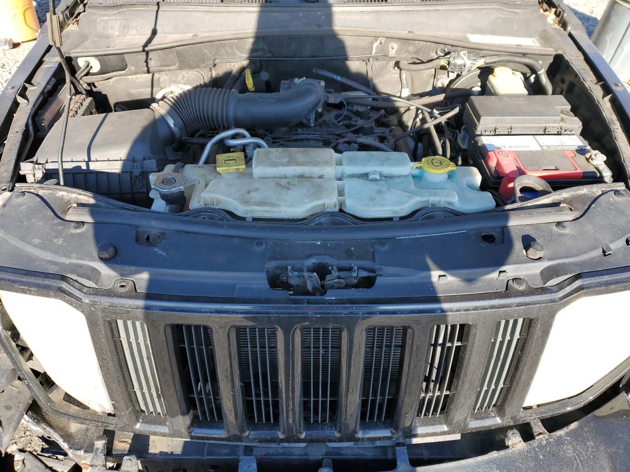 2009 Jeep Liberty (North America) - Image 12