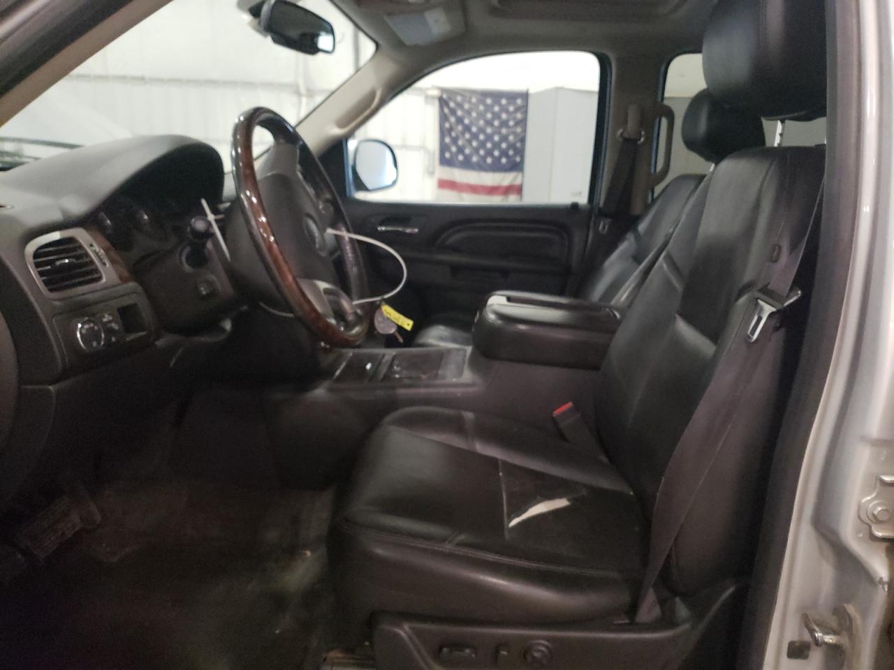 2013 GMC Yukon - Image 7
