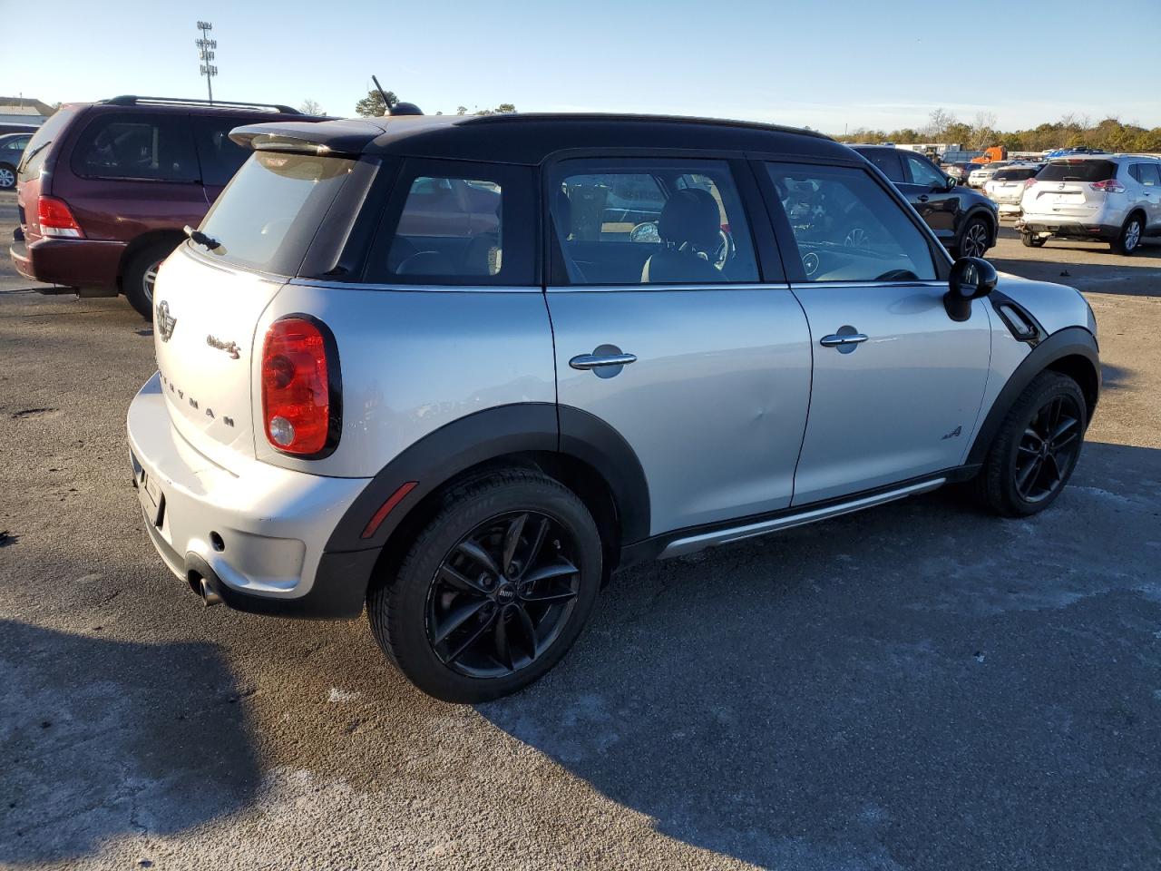 VIN WMWZC5C56FWP42229 2015 MINI COOPER no.3