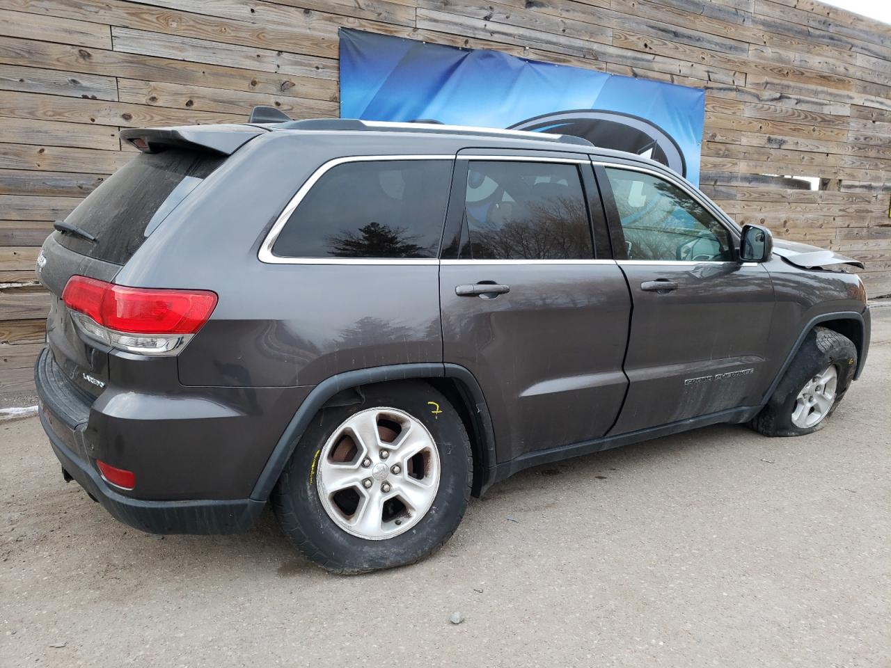 2017 Jeep Grand Cherokee - Image 3