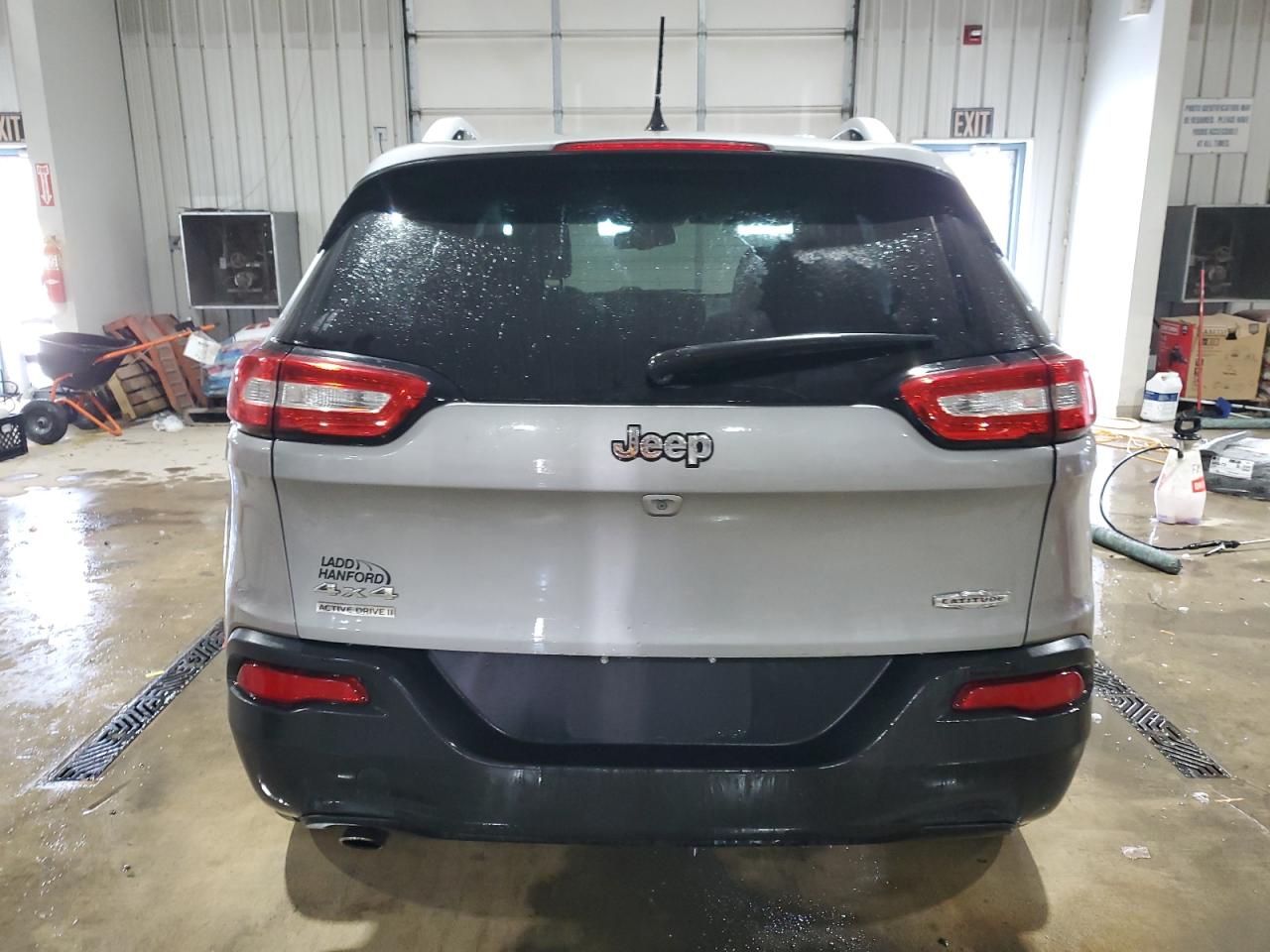 2014 Jeep Grand Cherokee - Image 6