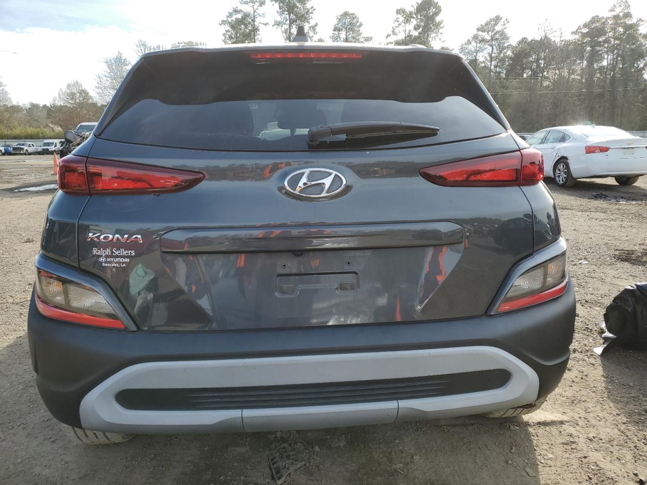 2022 Hyundai Kona Sel VIN: KM8K62AB0NU833733 Lot: 87889905