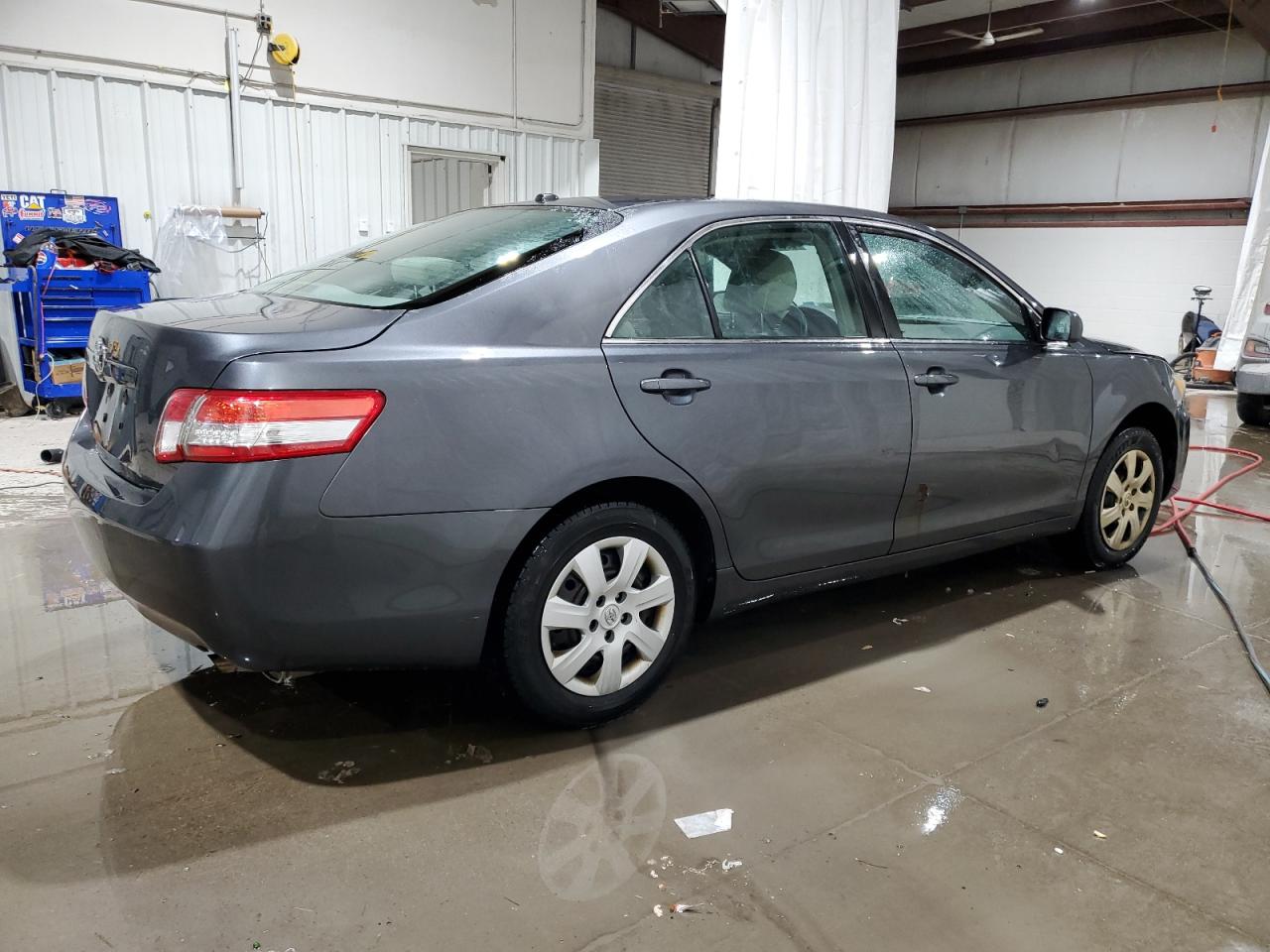 2010 Toyota Camry - Image 3
