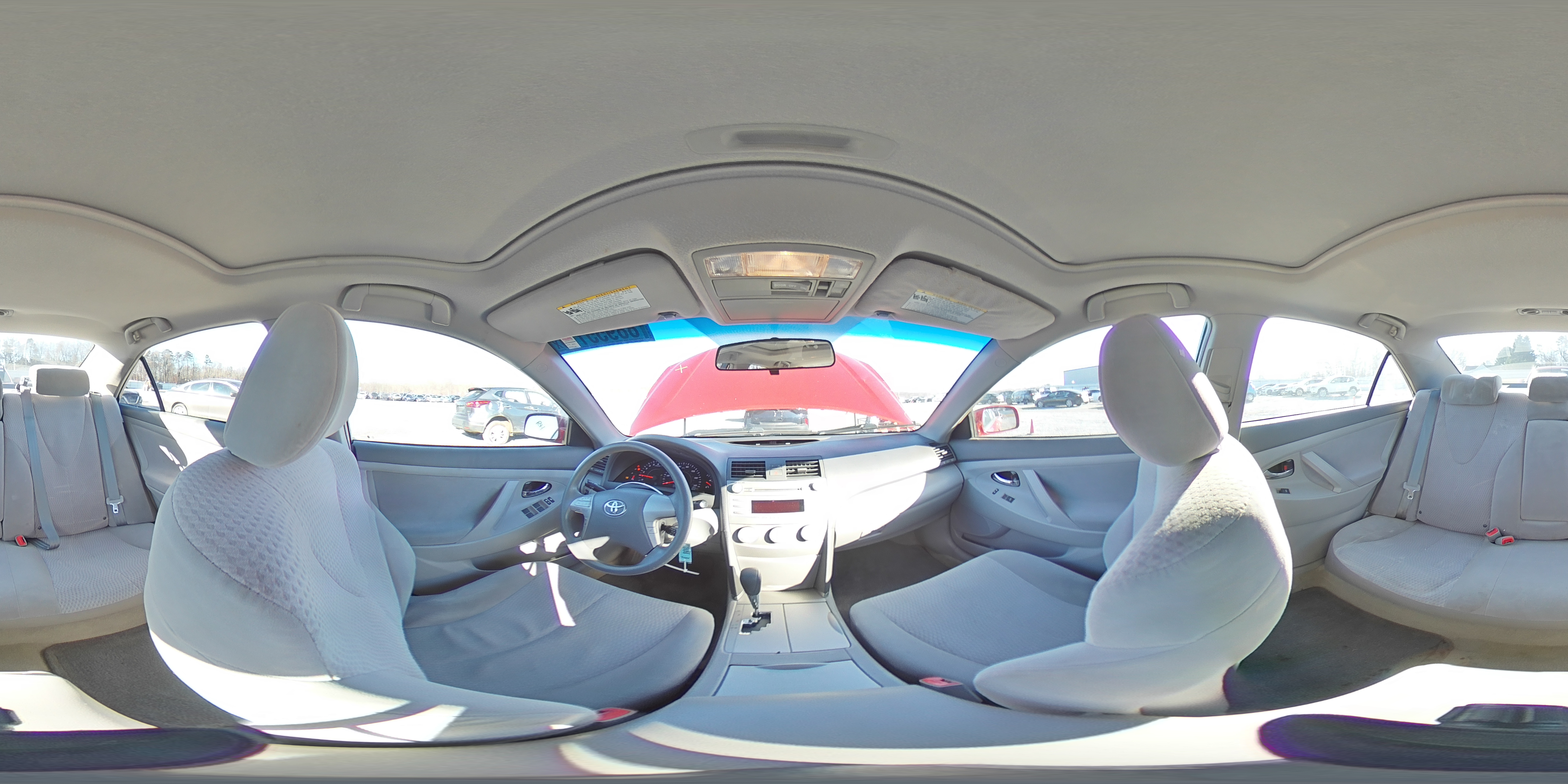 2010 Toyota Camry - Image 13