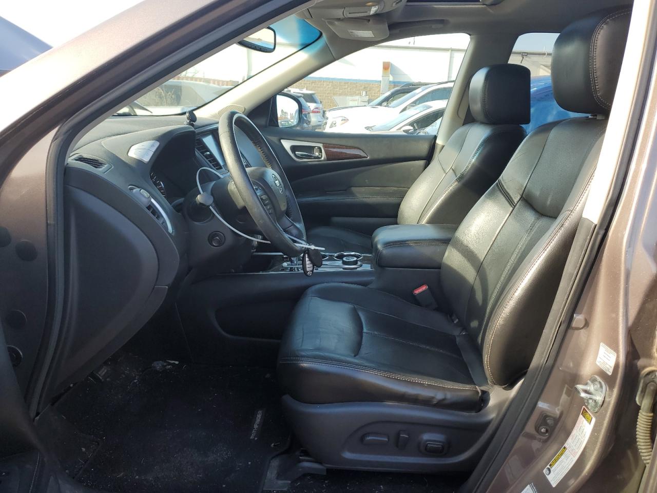 2013 Nissan Pathfinder - Image 7