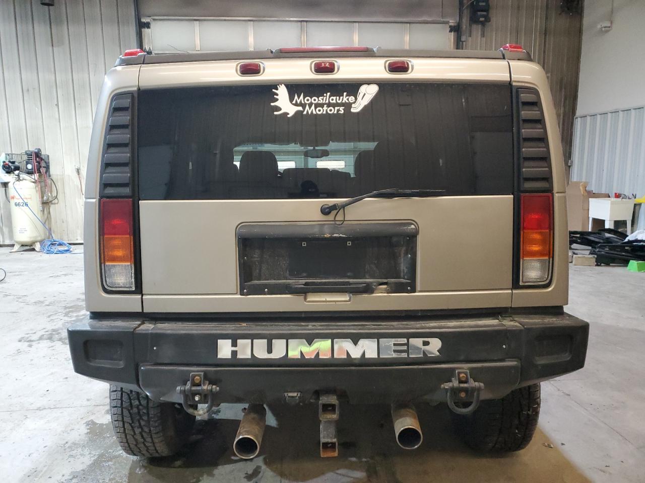 2004 Hummer H2 - Image 6