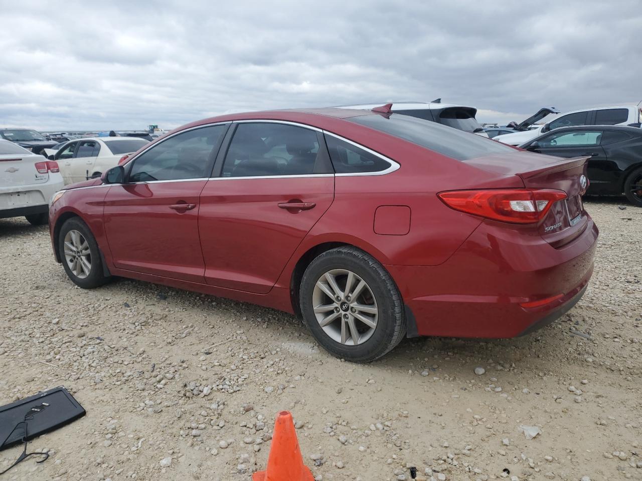 VIN 5NPE24AFXGH292263 2016 HYUNDAI SONATA no.2