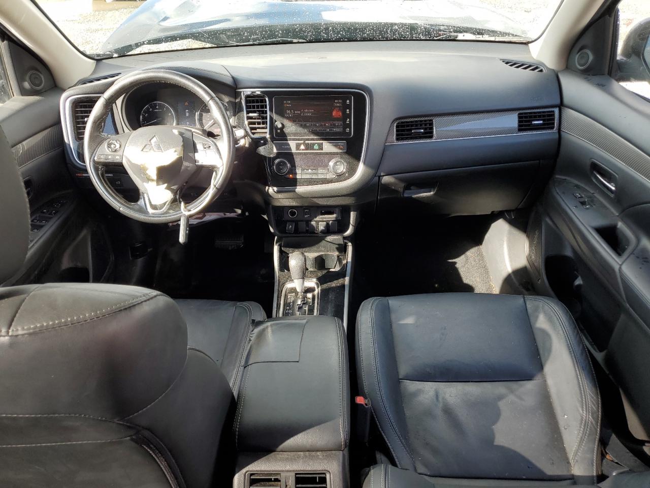 2019 Mitsubishi Outlander - Image 8