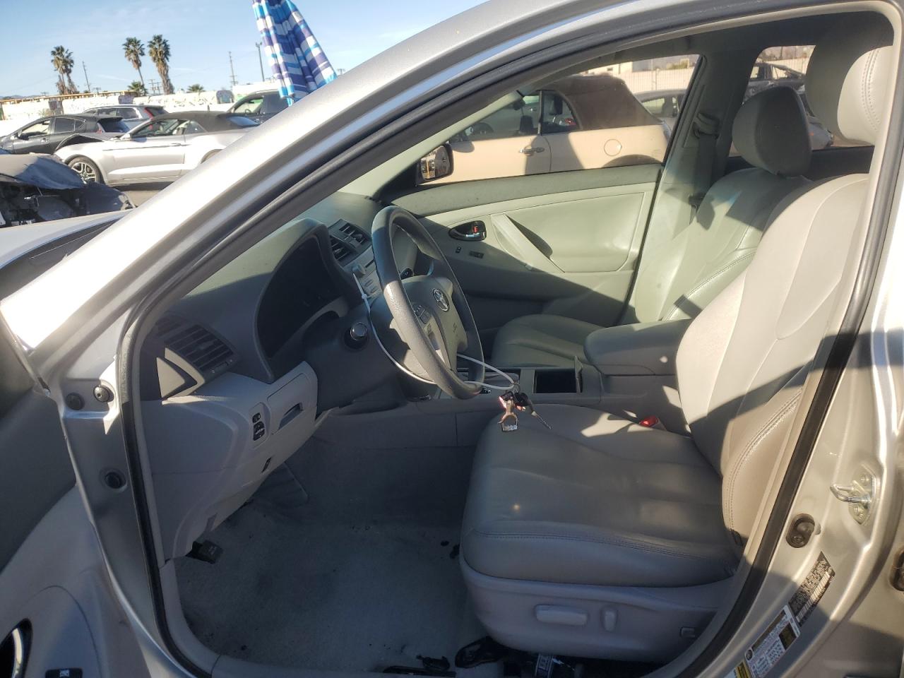 2010 Toyota Camry - Image 7