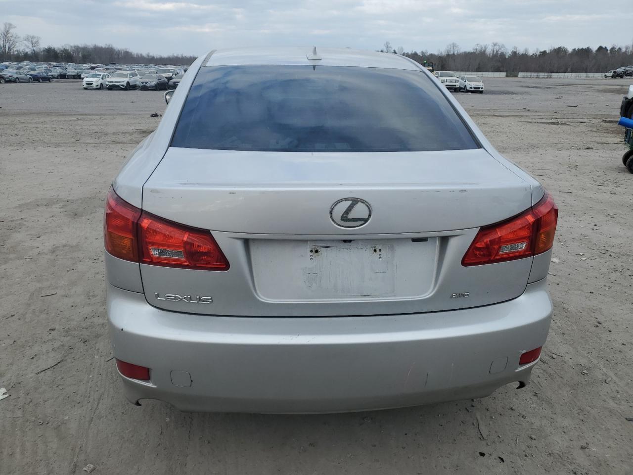 2007 Lexus IS - Image 6