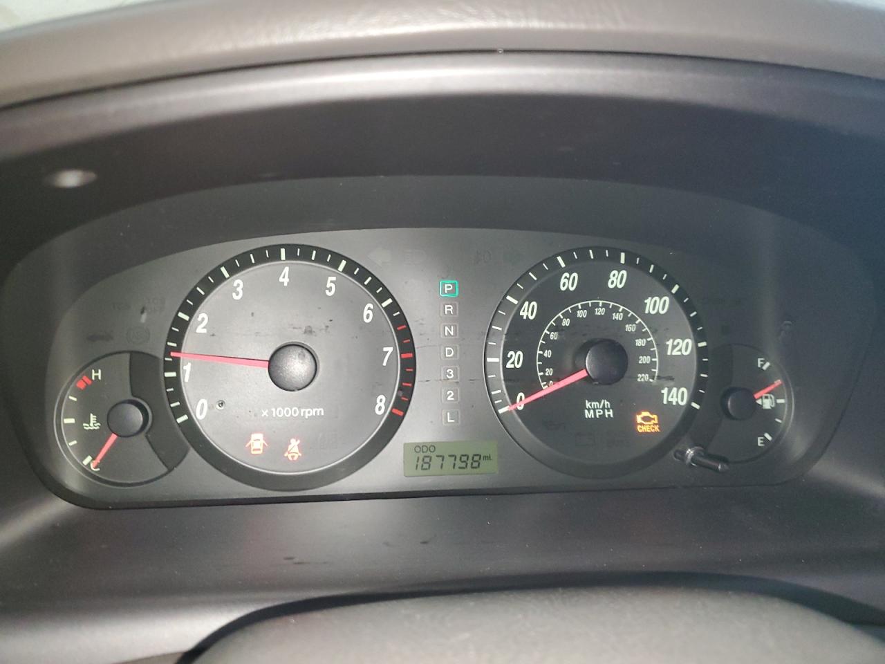 2005 Hyundai Elantra - Image 9