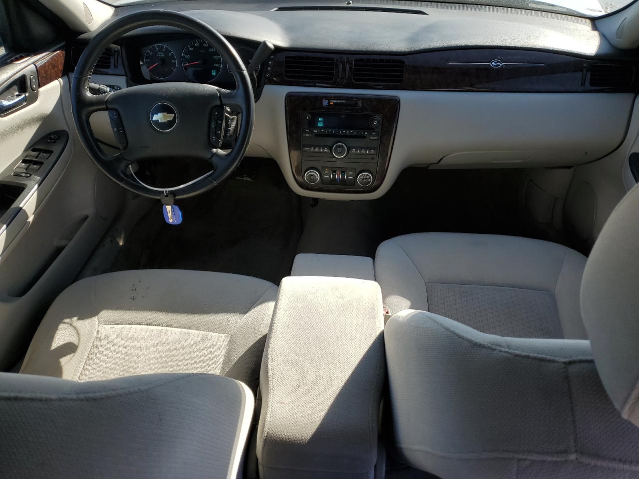 2012 Chevrolet Impala - Image 8