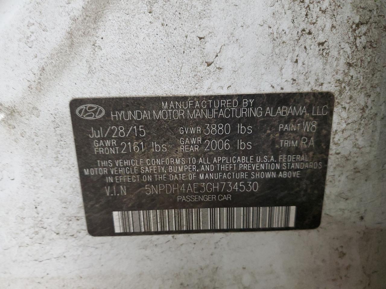 2016 Hyundai Elantra - Image 12
