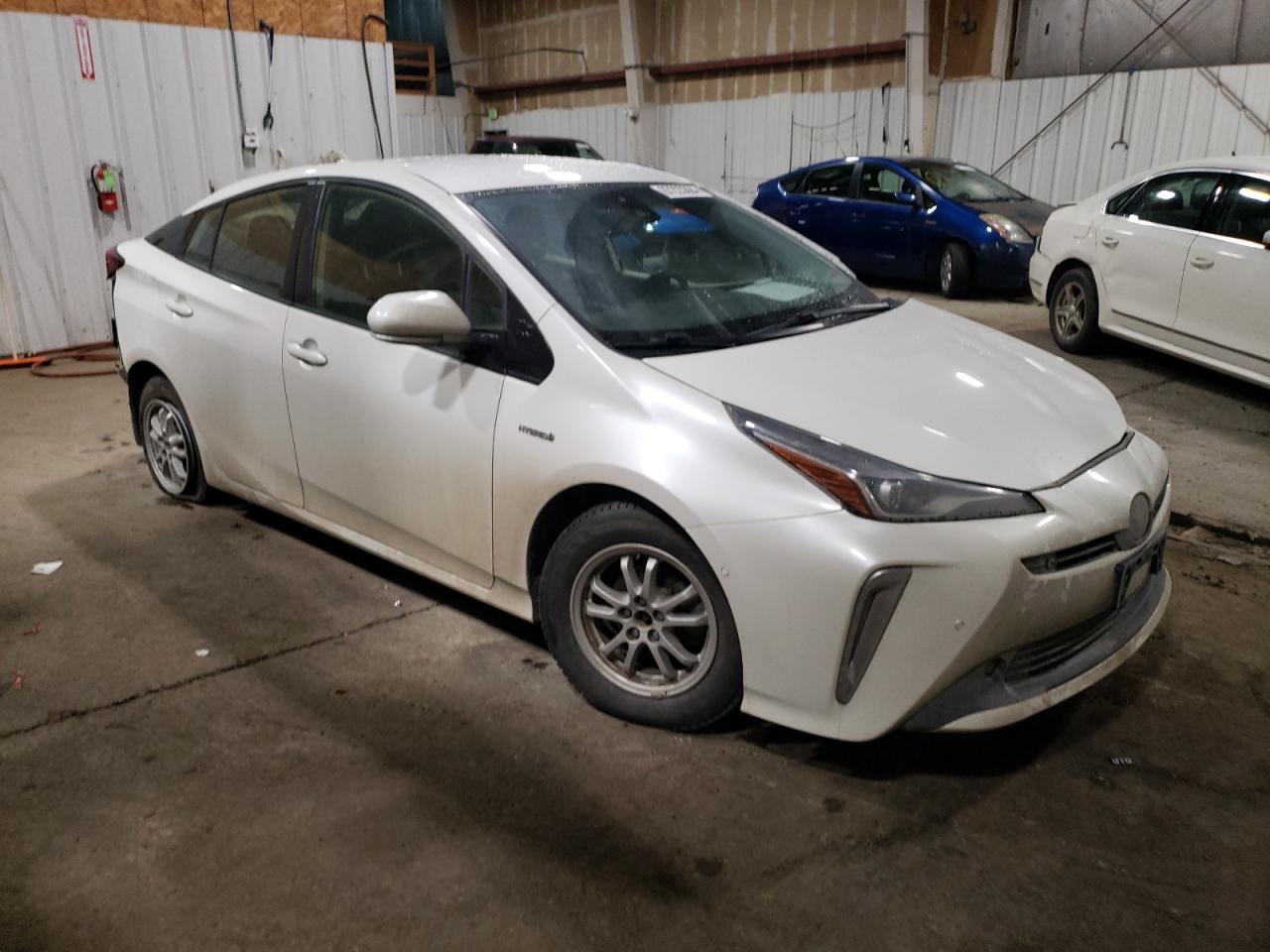 2019 Toyota Prius - Image 4