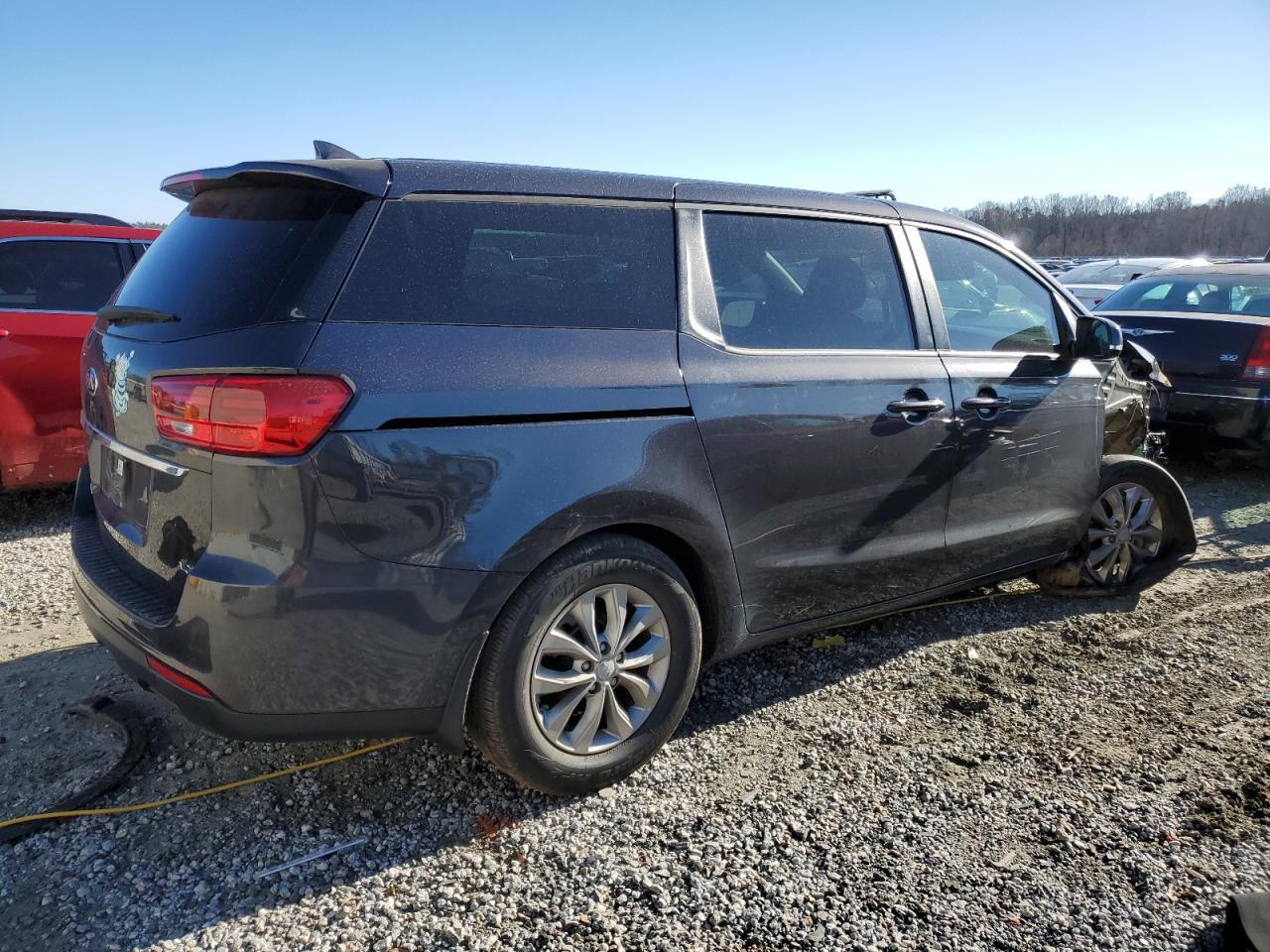 2021 Kia Sedona - Image 3